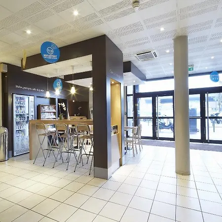 Porte De La Hotel Paryż