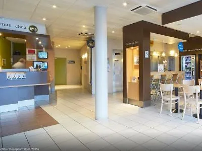 Porte De La Hotel