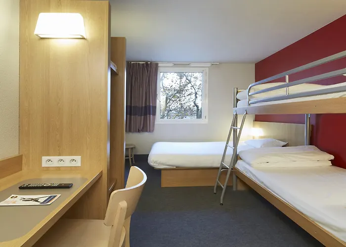 Hotel Porte De La 3*