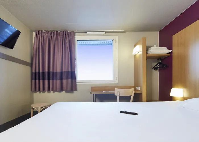 Hotel Porte De La Paryż