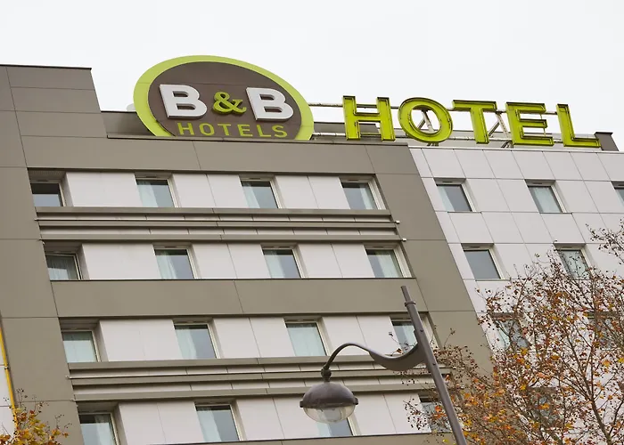 Porte De La Hotel 3*